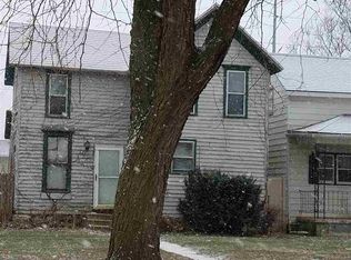 327 1st Ave, Clinton, IA 52732