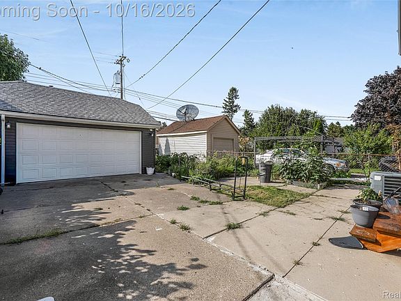 5th image of 5111 Neckel St