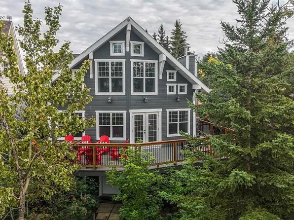 36 NW Lakeview Ave, White Sands, AB T0C 3B0