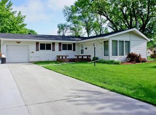 218 5th Ave E, West Fargo, ND 58078