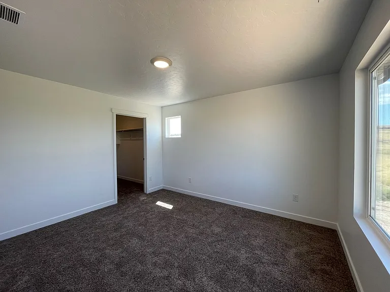 1256 W Hidden Spring Dr — Photo 33
