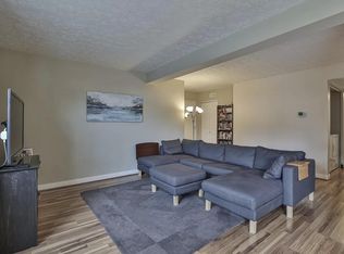7625 Dover Ct #105, West Chester, OH 45069