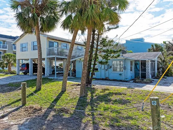 3409 Gulf Dr, Bradenton Beach, FL 34217