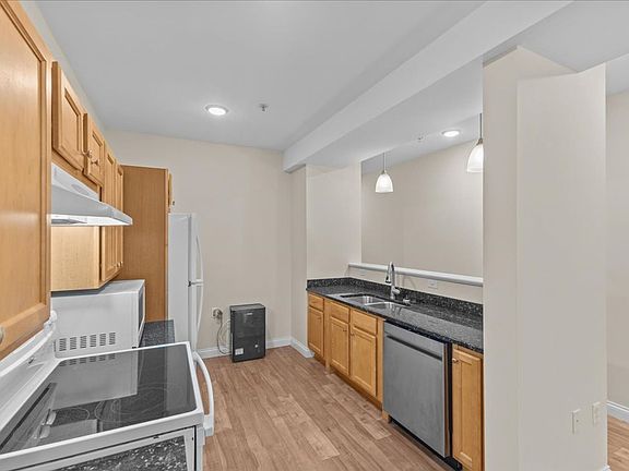 5th image of 50 Barrett St APT 7