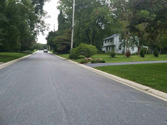 4th image of 205 Larchwood Rd