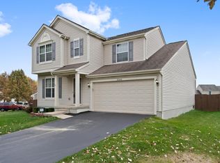 3166 Canyon Bluff Dr, Canal Winchester, OH 43110