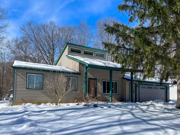 4109 Nelsey Rd, Waterford, MI 48329