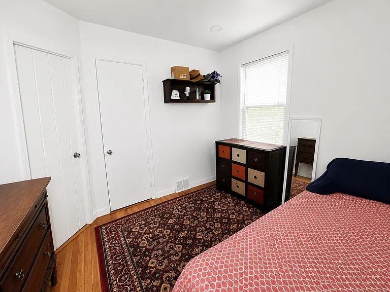 162 Colonial Ave — Photo 8
