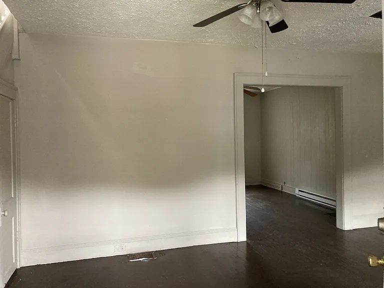 1713 Bluefield Ave — Photo 3