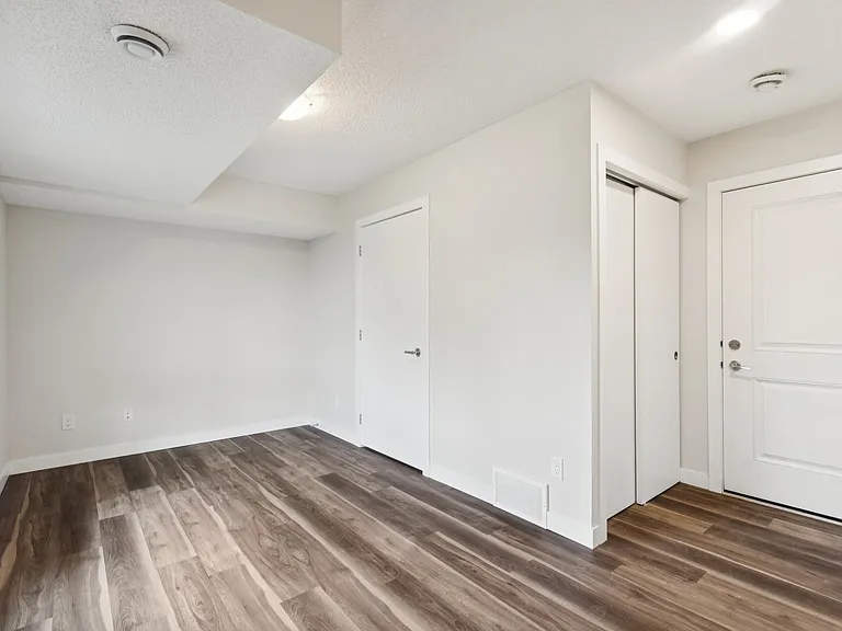 979 Crystallina Nera Way NW — Photo 22