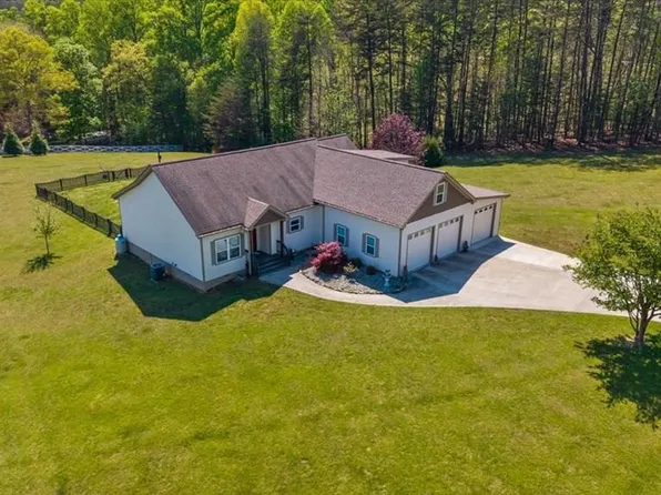 90 Whistle Pig Ter, Blairsville, GA 30512
