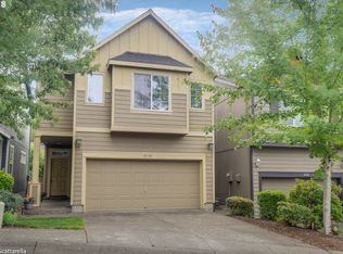 676 SE Heathcliff Ln, Hillsboro, OR 97123