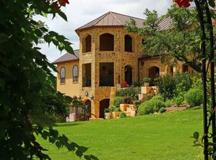 16323 Doe Ln, San Antonio, TX 78255