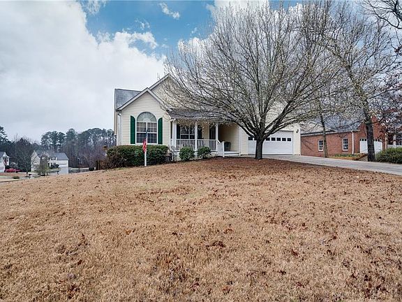 4th image of 1052 Cedar Oak Ct