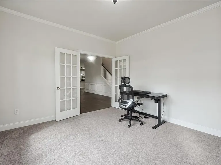 4055 Starwood Dr — Photo 22