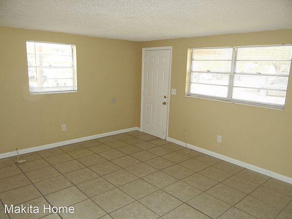 3rd image of 9811 N 11th St APT B
