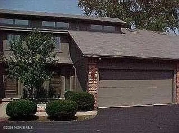 1130 Bernath Pkwy, Toledo, OH 43615