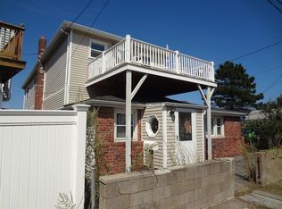 10 Surfside Ave, Winthrop, MA 02152