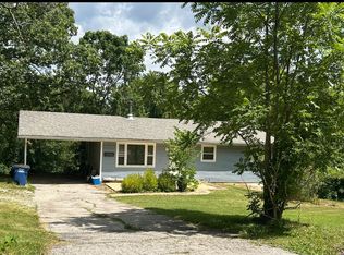 3850 Ronnie Ln, Pacific, MO 63069