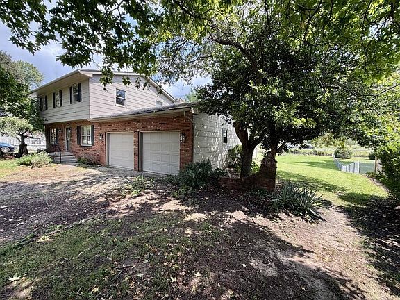 3rd image of 5724 Old Logan Rd SE