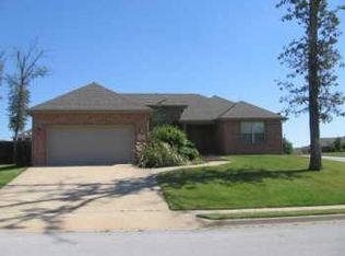 310 Coopers Way, Centerton, AR 72719