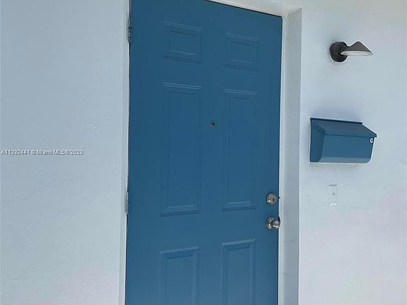 4th image of 1650 NE 56th Ct