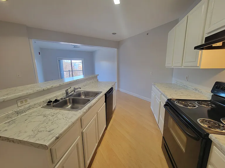 14 Bacon St #E — Photo 14