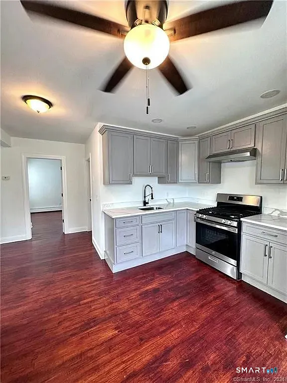 4 bed, 2.0 bath, 1763 sqft, $2,995 — Photo 2