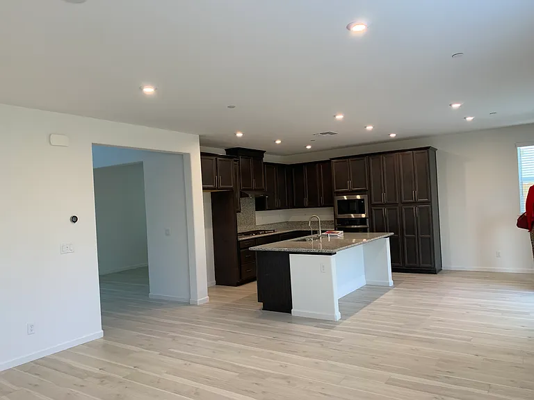 6081 Summerwind Dr — Photo 2