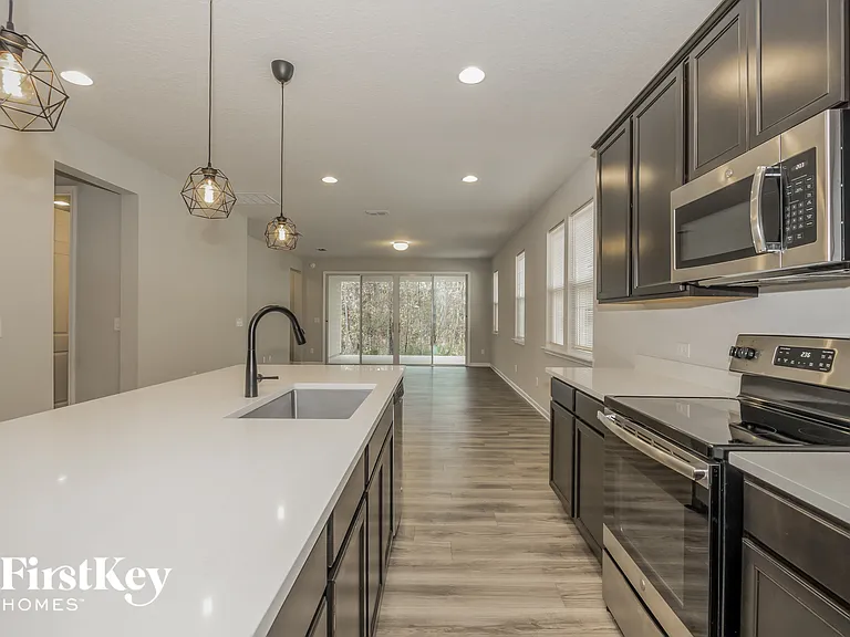11010 Chitwood Dr — Photo 7