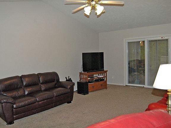 2nd image of 726 Prism Valley Dr