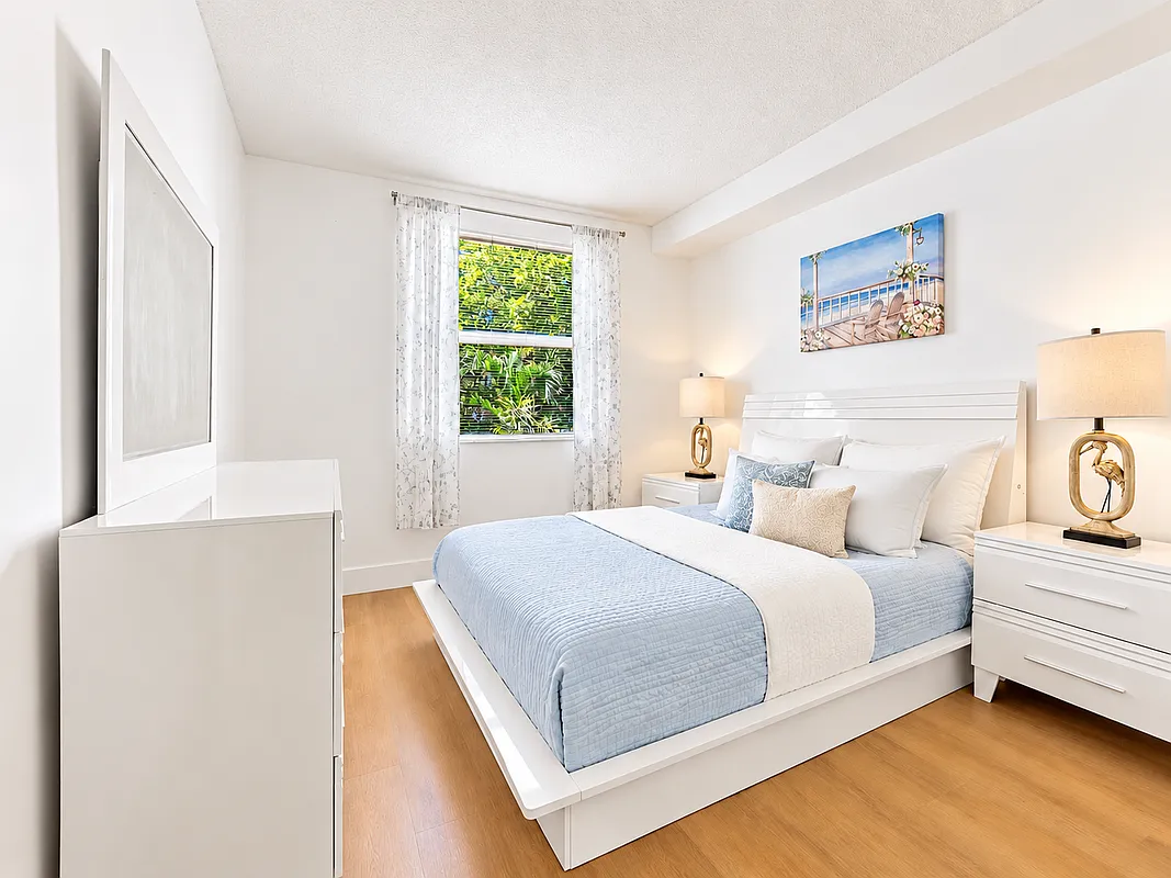 2 bed, 2.0 bath, 1024 sqft, $2,850 — Photo 4