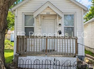 832 Warsaw Ave, Saint Joseph, MO 64507