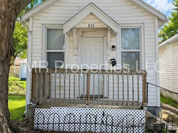 832 Warsaw Ave, Saint Joseph, MO 64507