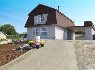 171 Sand Hill Rd, Grandview, WA 98930