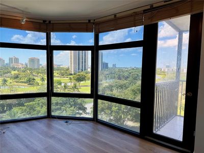 3375 N Country Club Dr APT 807, Aventura, FL, 33180