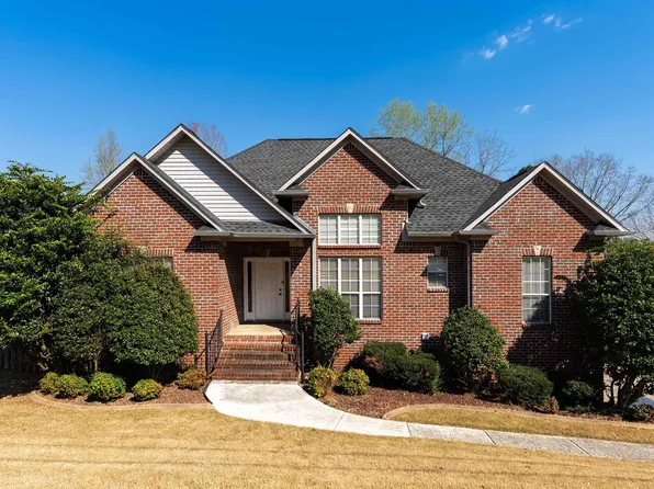 105 Hawks Bend Ln, Odenville, AL 35120