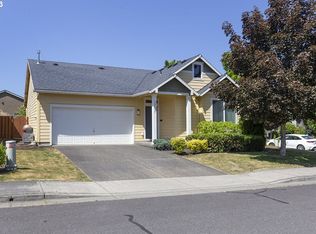 33417 SW Holland Dr, Scappoose, OR 97056