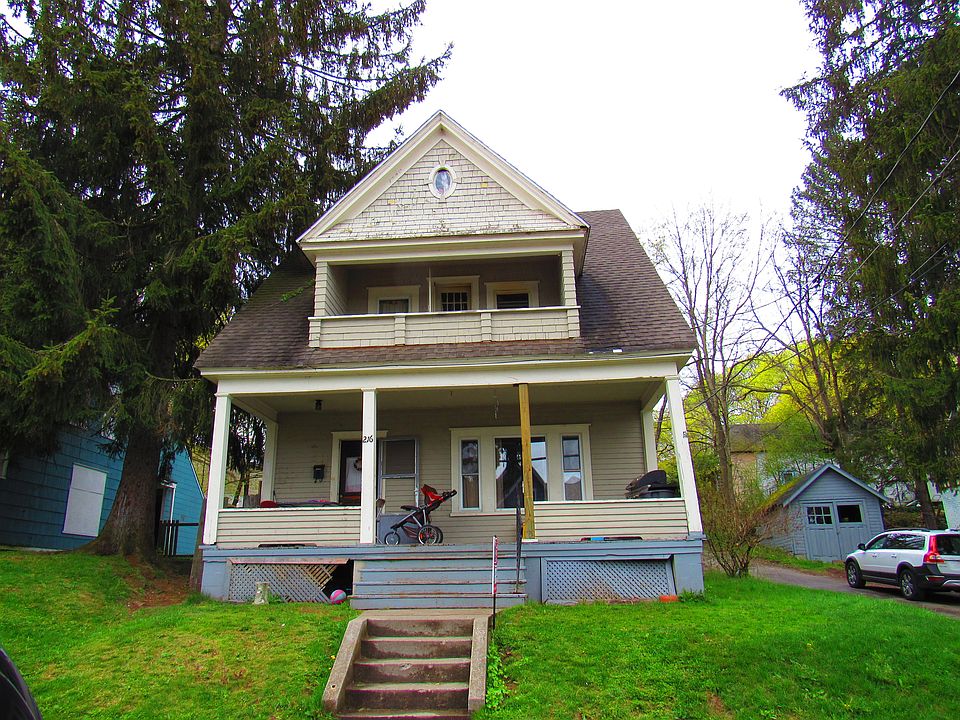 1st image of 216 Hazzard St