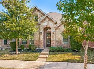 504 Garden Ave, Euless, TX 76039