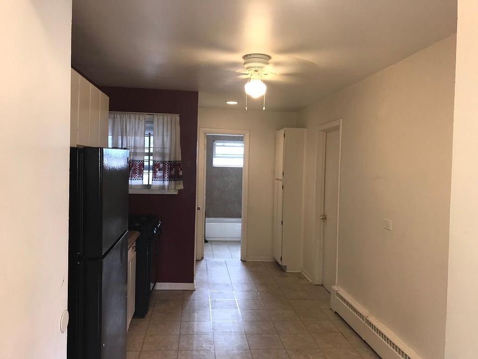 1st image of 2004 S 5th Ave APT 1S