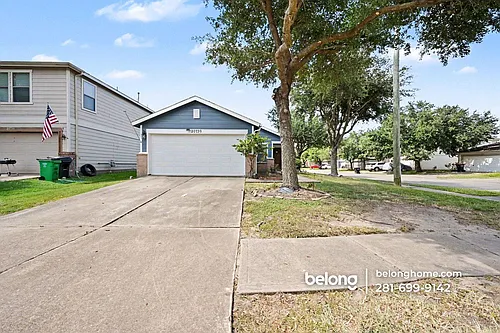 20739 Dickinson Manor Ln Photo 1