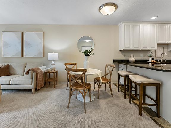 2nd image of 4081 Clayton Rd APT 221
