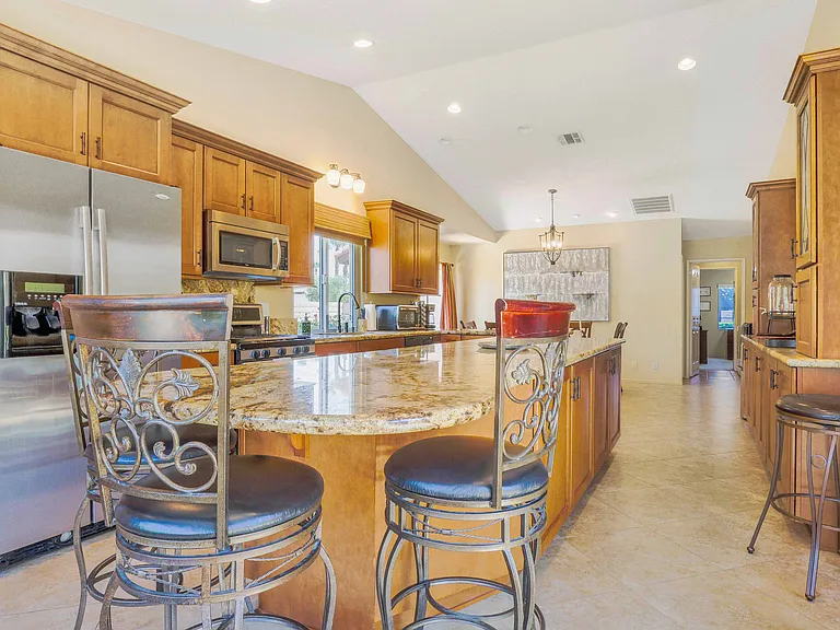 39795 Regency Way — Photo 9