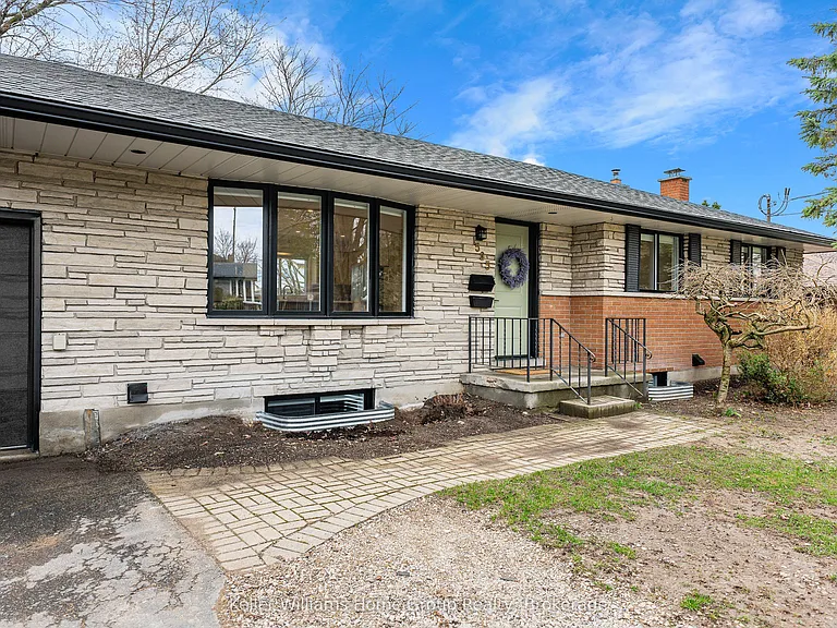 535 Elgin St — Photo 4