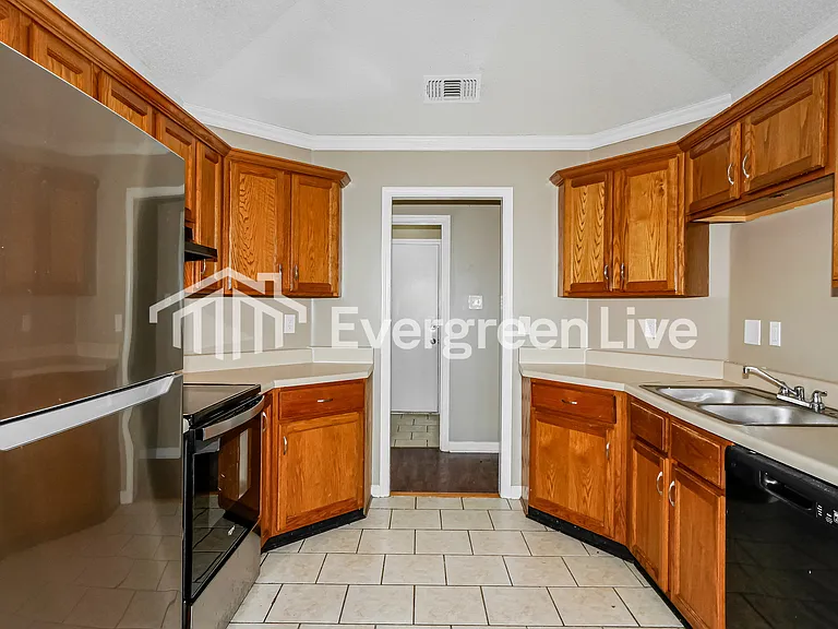 8992 Gracie Ln — Photo 11