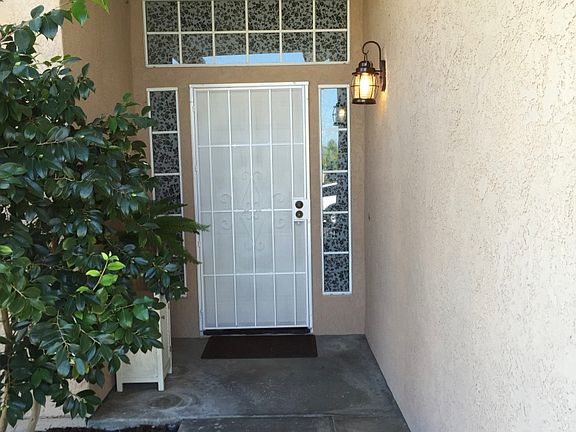 3rd image of 1519 Enchantment Ave