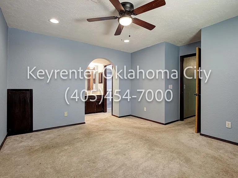 10912 N Blackwelder Ave — Photo 20