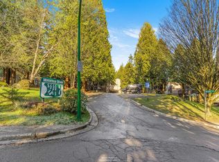 9148 Saturna Dr #301, Burnaby, BC V3J 7K2