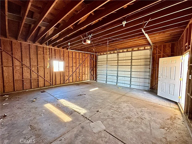 11550 White Rd #B — Photo 17